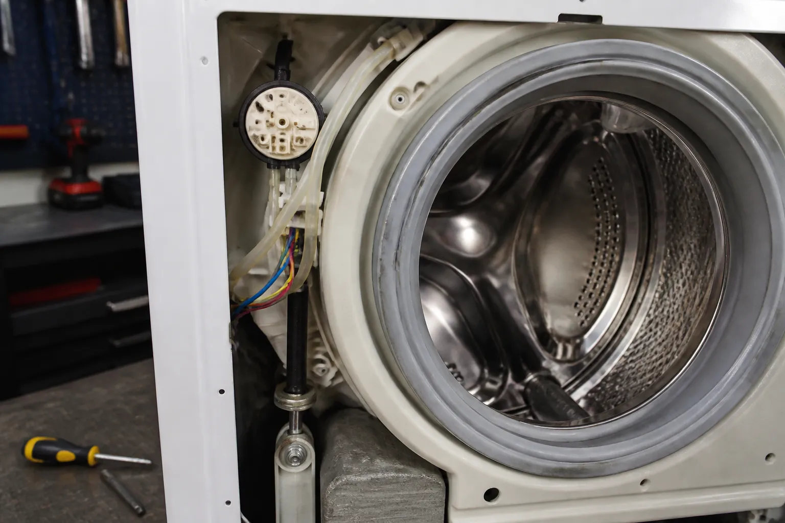 Does the GE GTW465ASN9WW Washer Have a Pressure Switch? — Location & Testing